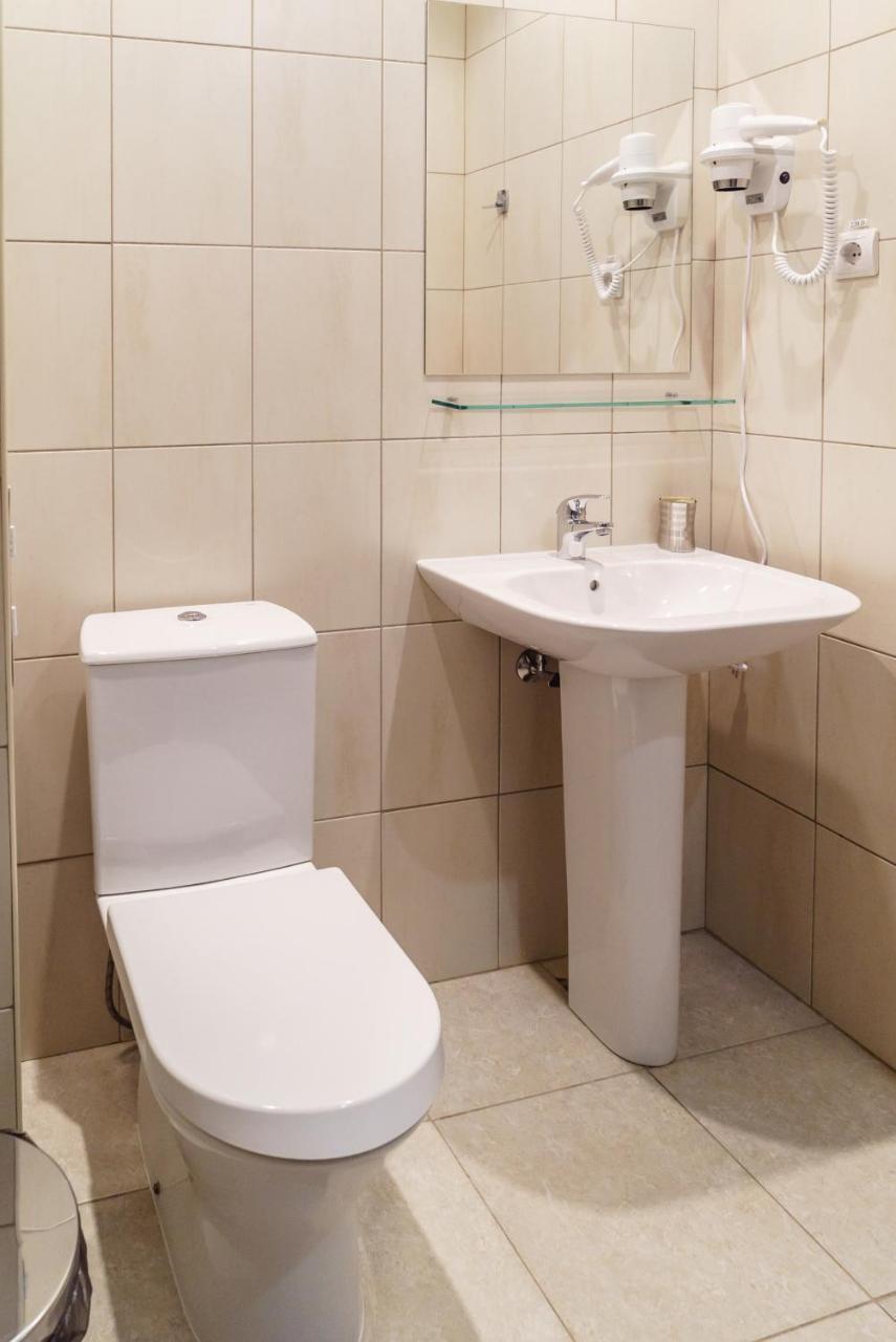 Isloch Park Otel Rakaw Dış mekan fotoğraf