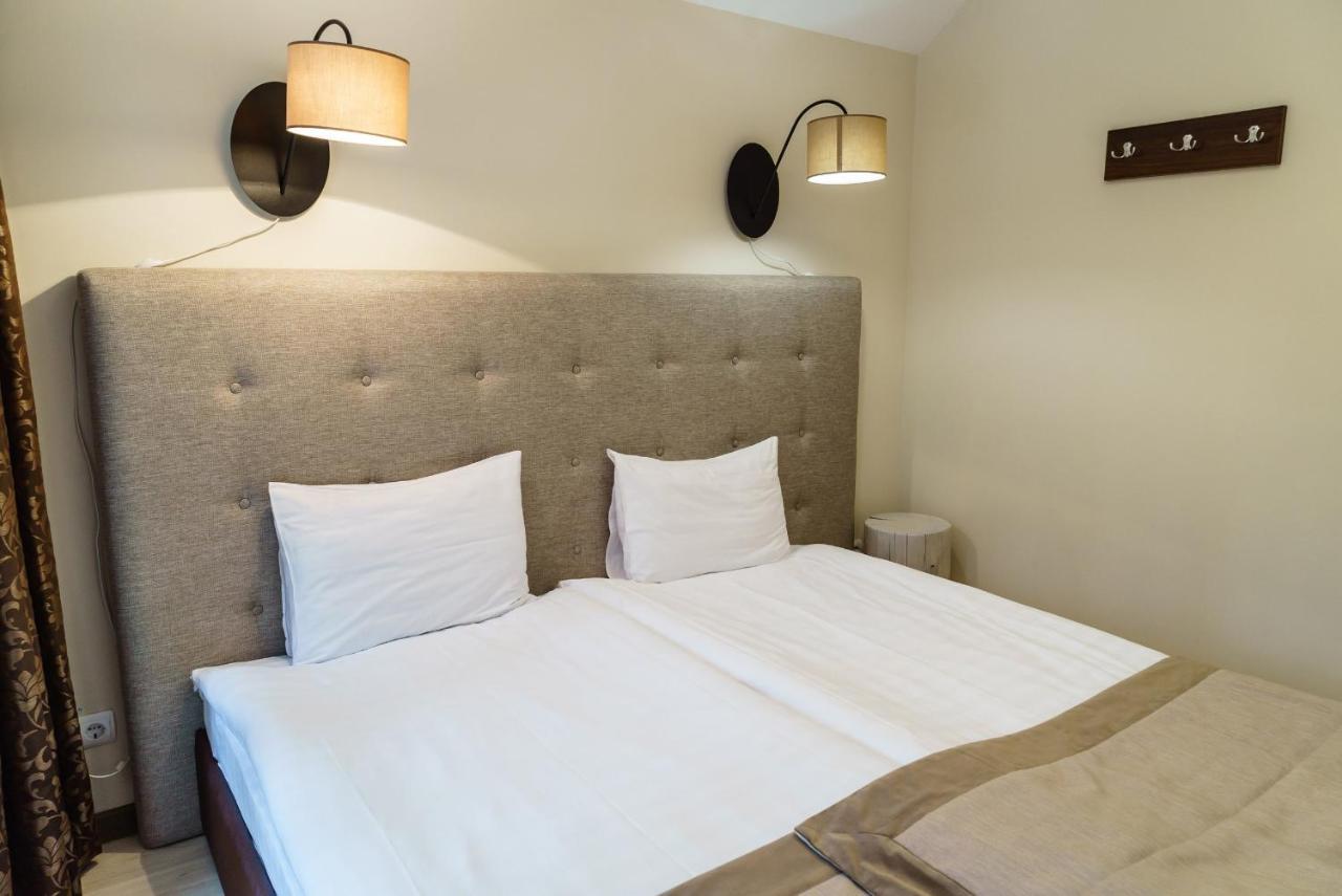 Isloch Park Otel Rakaw Dış mekan fotoğraf