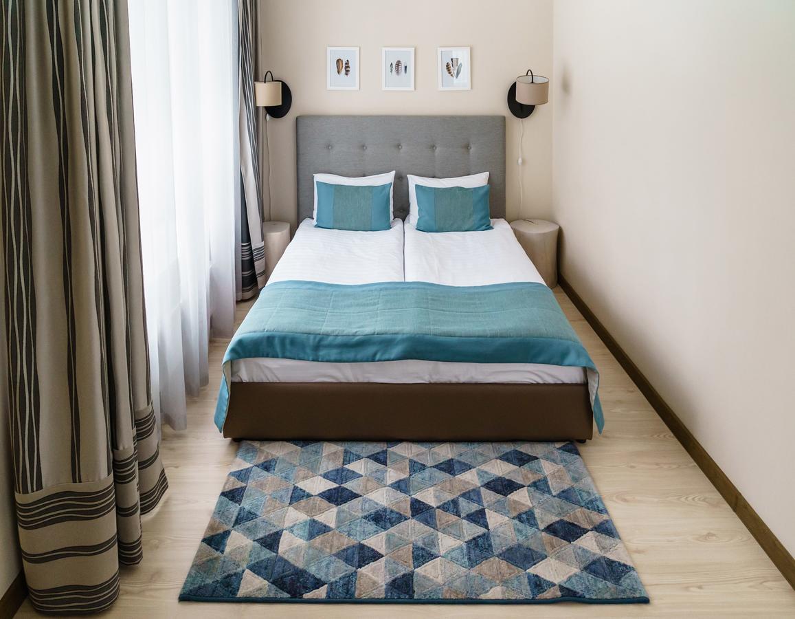 Isloch Park Otel Rakaw Dış mekan fotoğraf