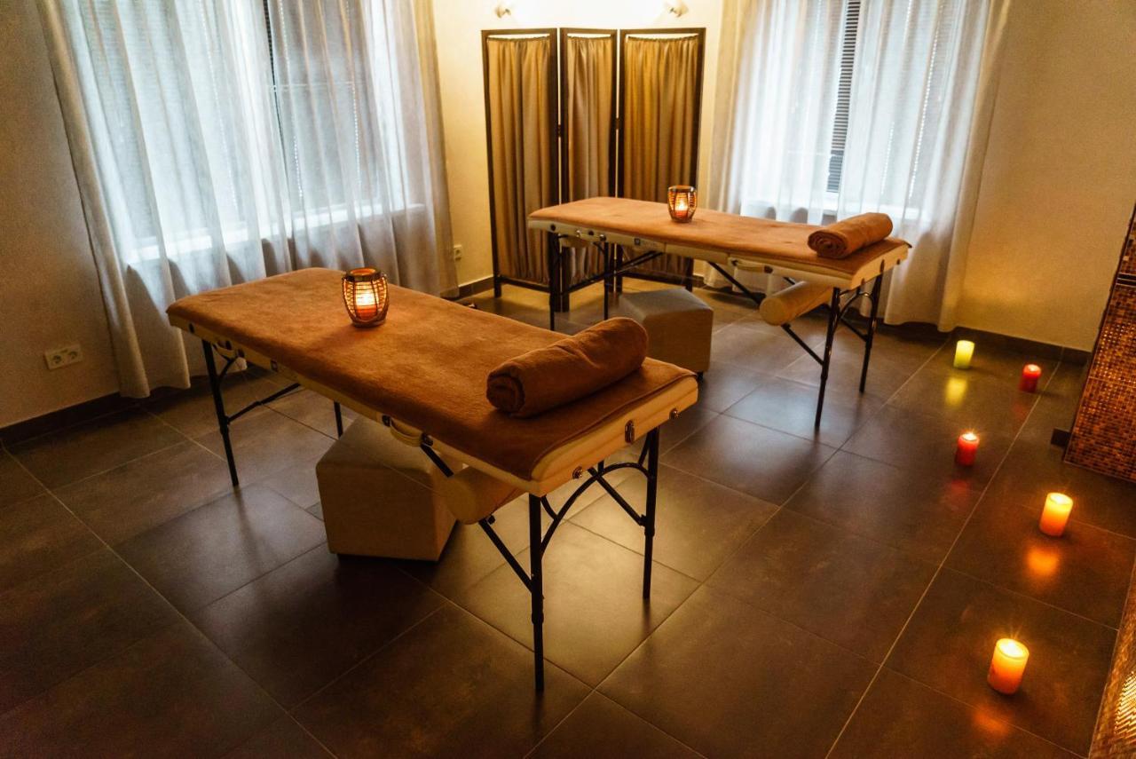 Isloch Park Otel Rakaw Dış mekan fotoğraf