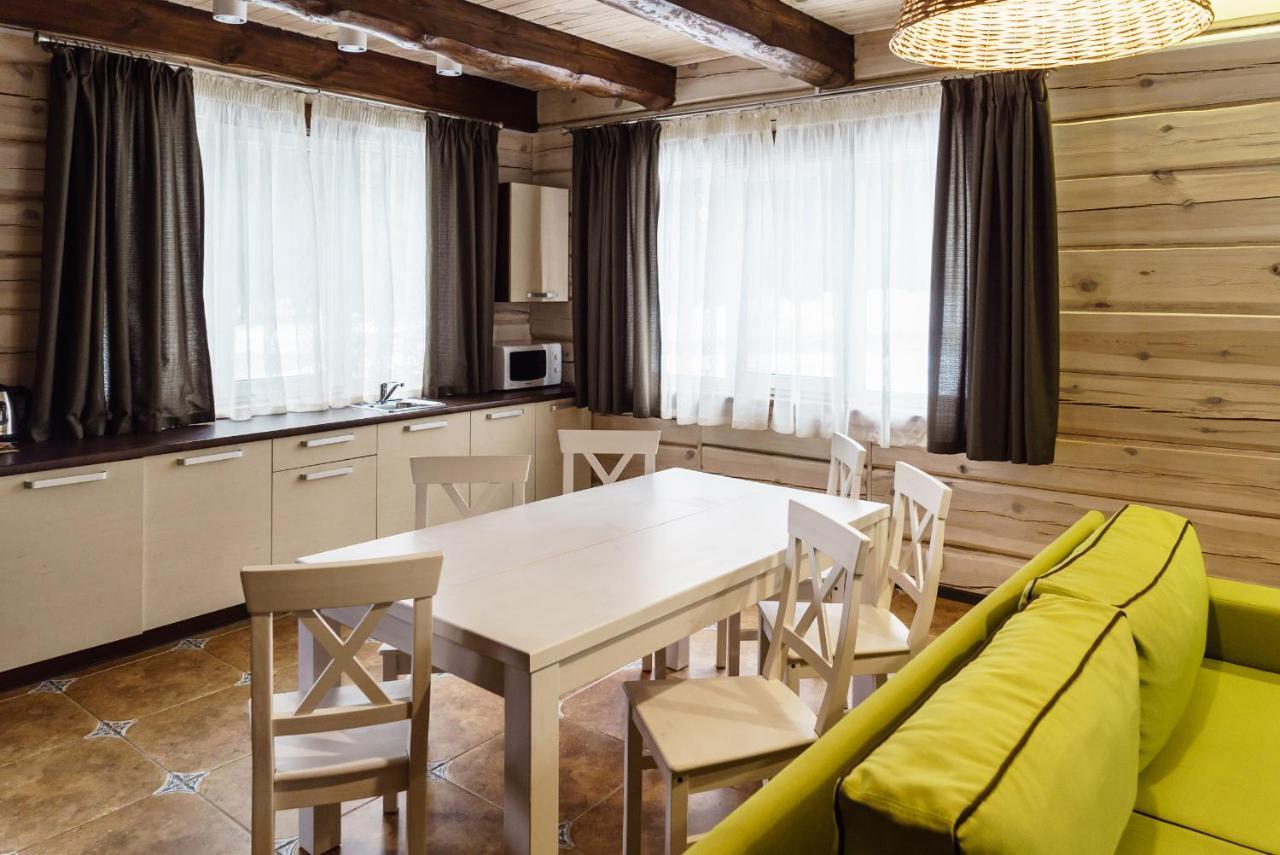 Isloch Park Otel Rakaw Dış mekan fotoğraf