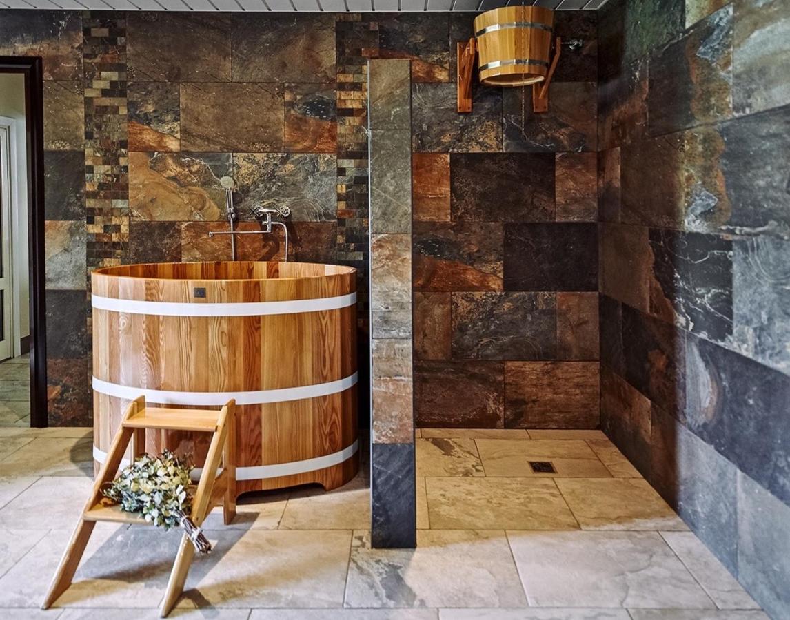 Isloch Park Otel Rakaw Dış mekan fotoğraf